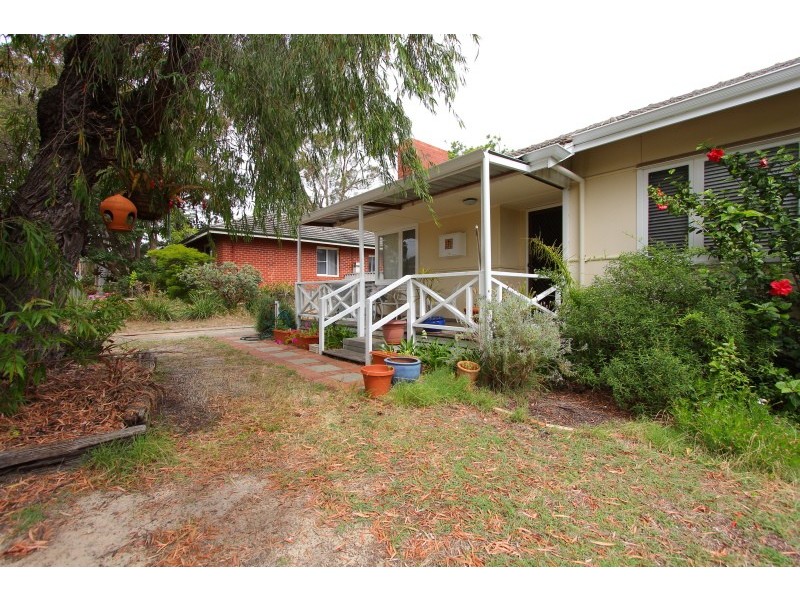 7 Stainer St, Willagee WA 6156