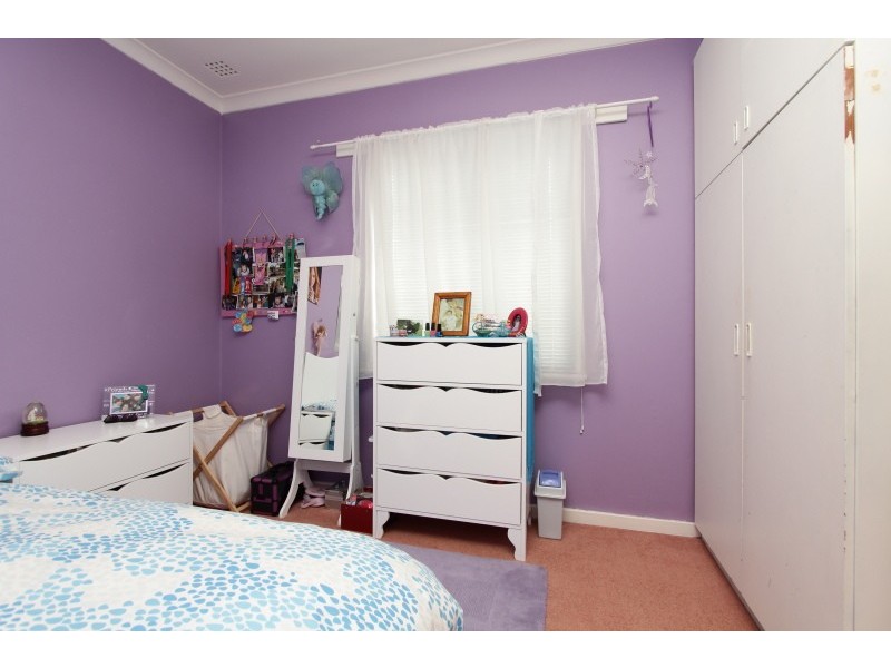 7 Stainer St, Willagee WA 6156