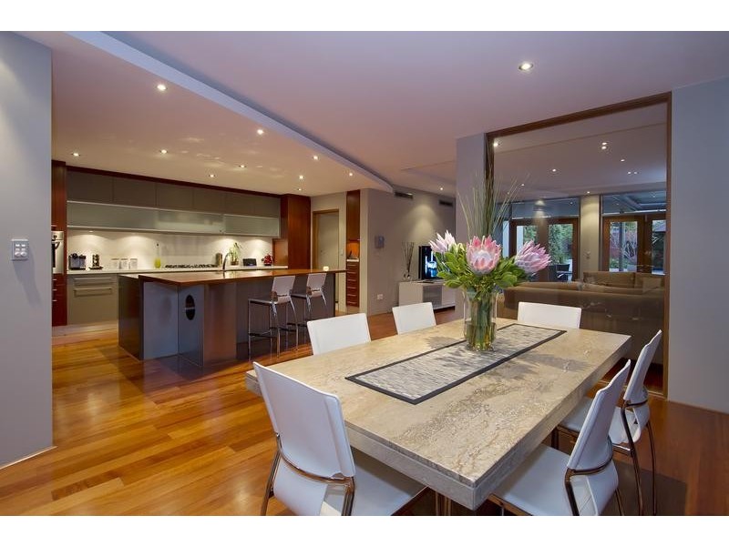 70 Stoneham Rd, Attadale WA 6156