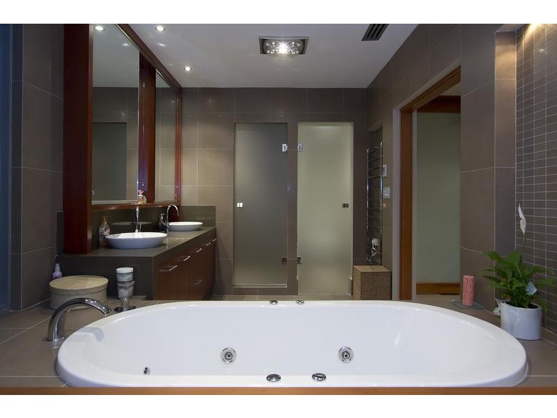 70 Stoneham Rd, Attadale WA 6156