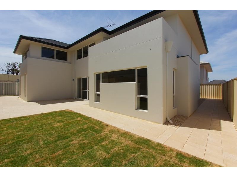 10 Carcione Rise, Yangebup WA 6164