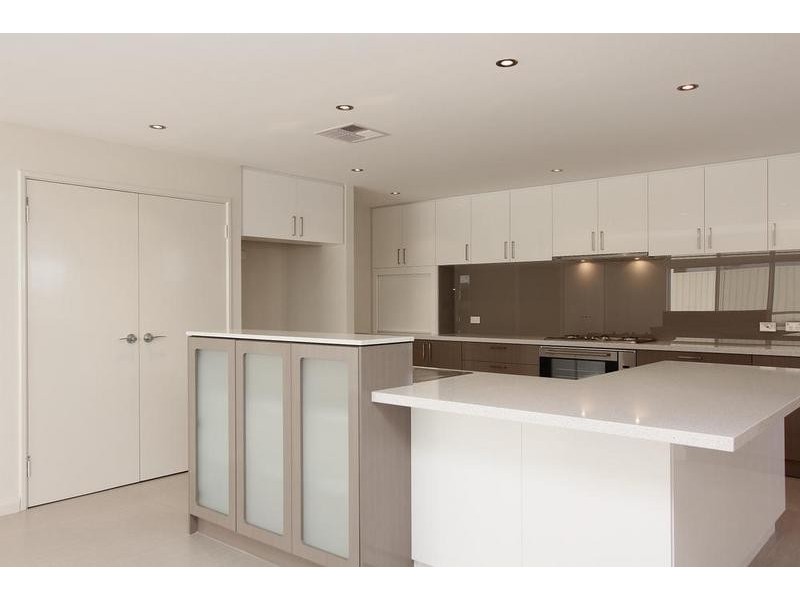 10 Carcione Rise, Yangebup WA 6164