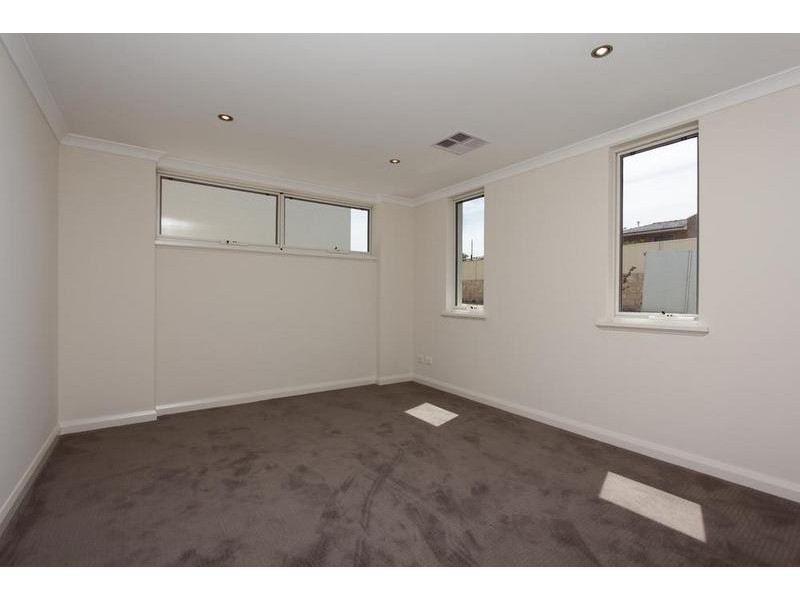 10 Carcione Rise, Yangebup WA 6164