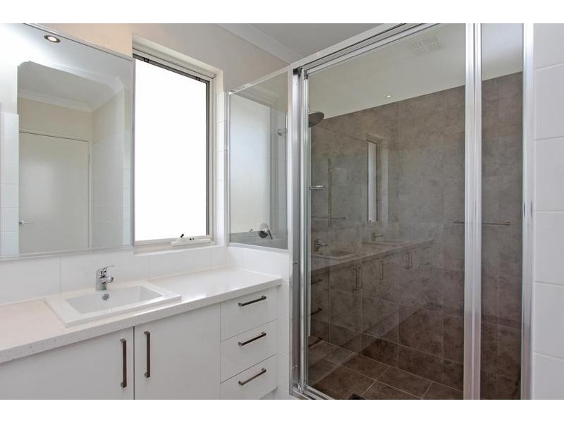 10 Carcione Rise, Yangebup WA 6164