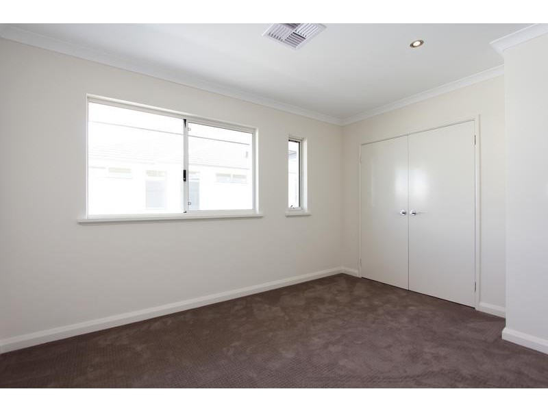 10 Carcione Rise, Yangebup WA 6164