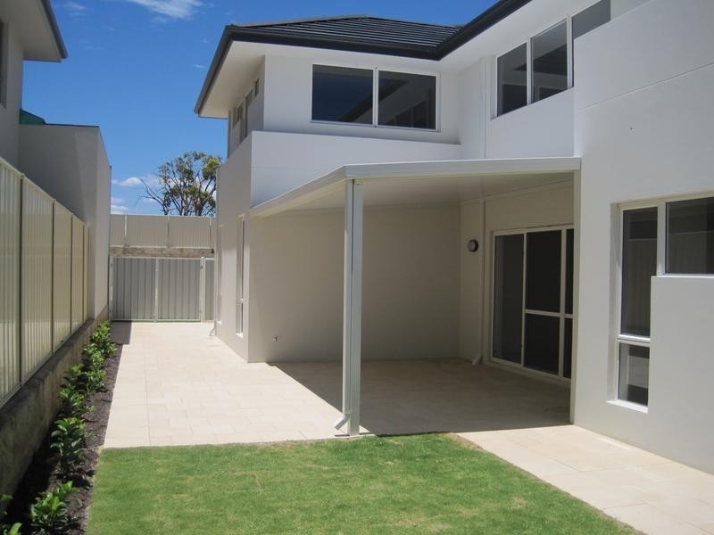 10 Carcione Rise, Yangebup WA 6164