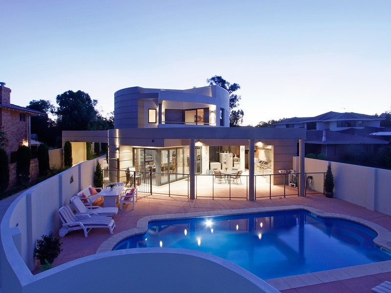 6 Warragoon Crescent, Attadale WA 6156