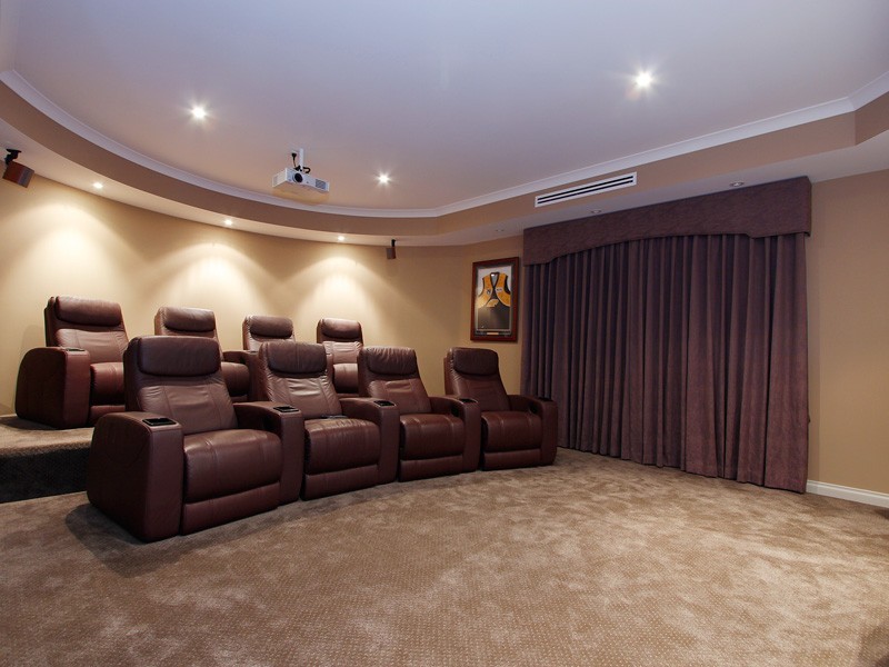 6 Warragoon Crescent, Attadale WA 6156