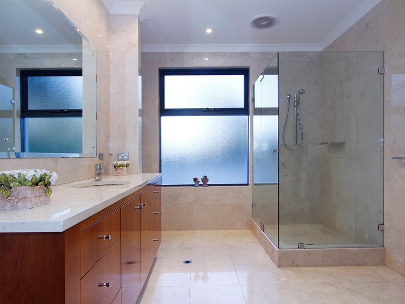 6 Warragoon Crescent, Attadale WA 6156