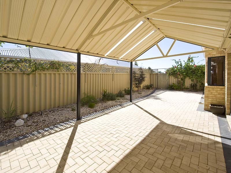 110 Bennett Drive, Canning Vale WA 6155