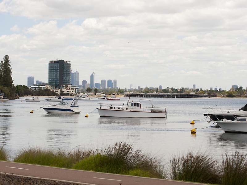 81 The Esplanade, Mount Pleasant WA 6153