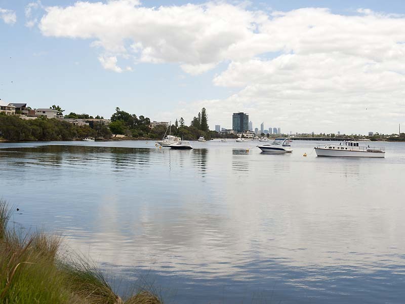 81 The Esplanade, Mount Pleasant WA 6153