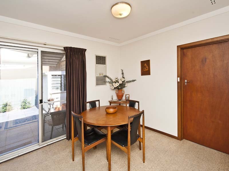 2 Thorman Place, Booragoon WA 6154
