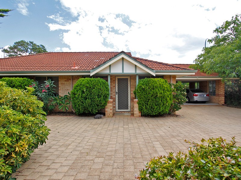 2/58 Bombard St, Mount Pleasant WA 6153