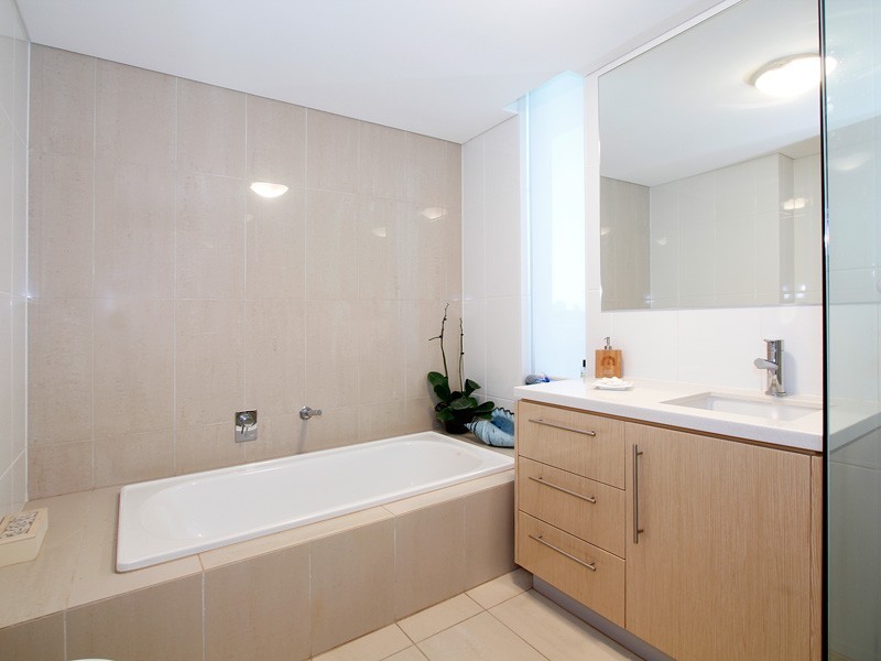 W502/70 Canning Beach Road, Applecross WA 6153
