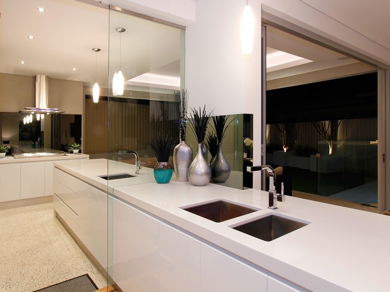 53 Williams Rd, Melville WA 6156