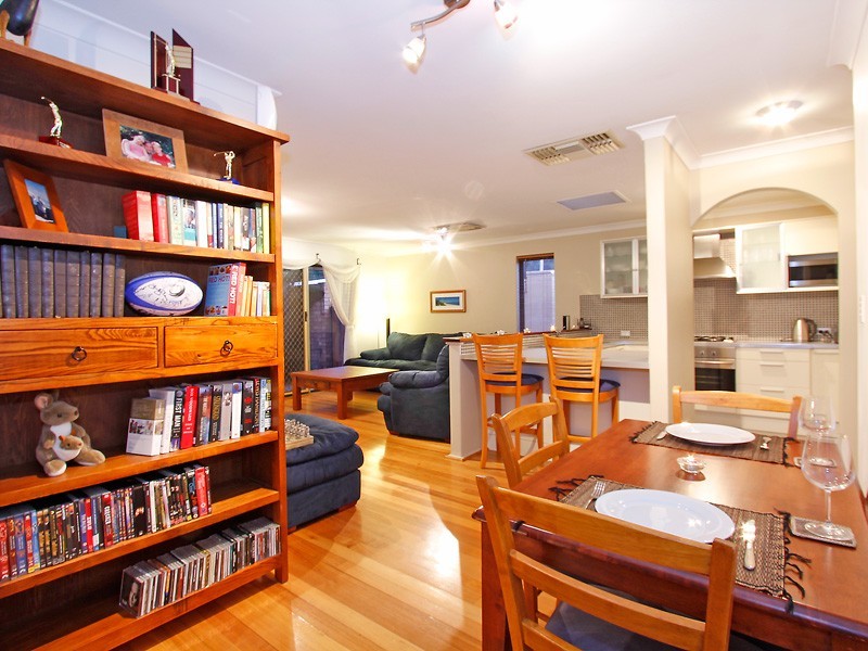 8/194 Forrest St, Palmyra WA 6157