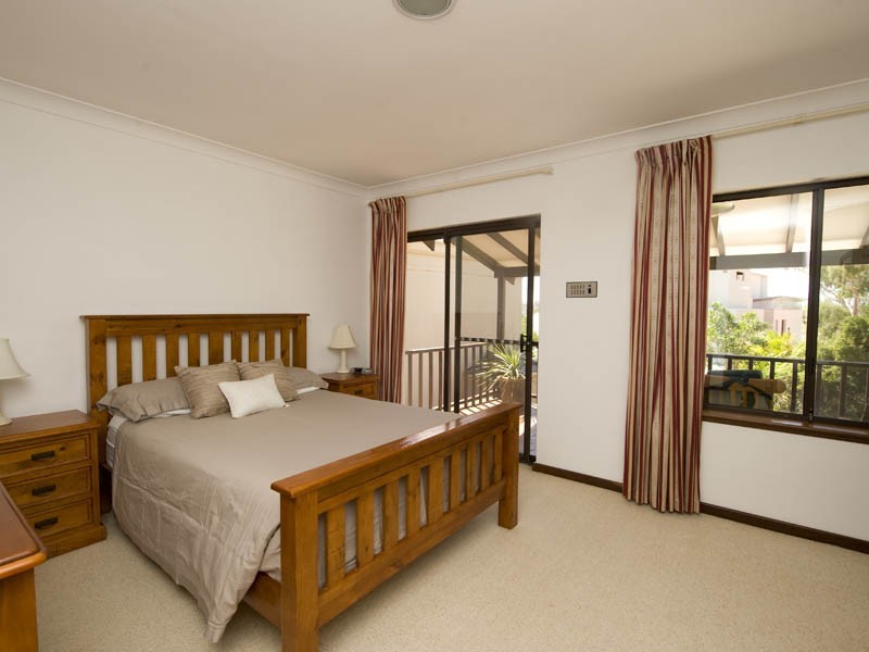 6A Strome Road, Applecross WA 6153