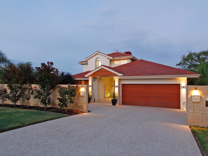 6 Carron Road, Applecross WA 6153