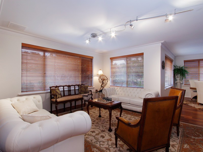 6 Carron Road, Applecross WA 6153