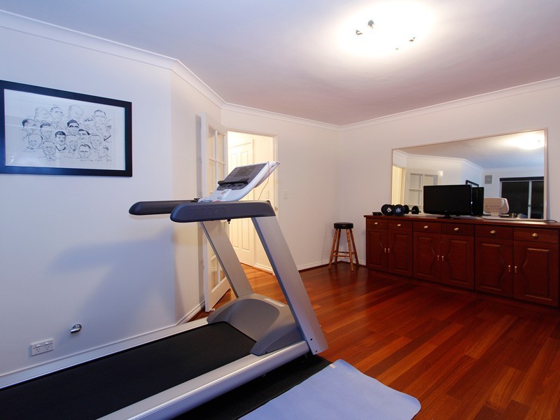 6 Carron Road, Applecross WA 6153