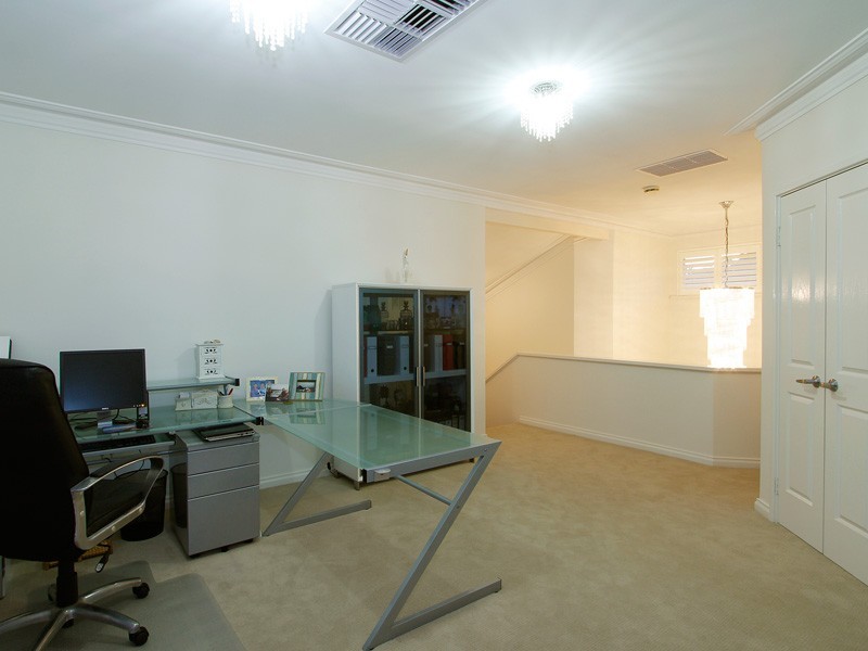 6 Carron Road, Applecross WA 6153