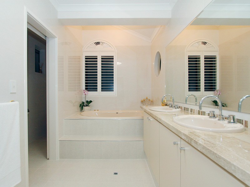 6 Carron Road, Applecross WA 6153