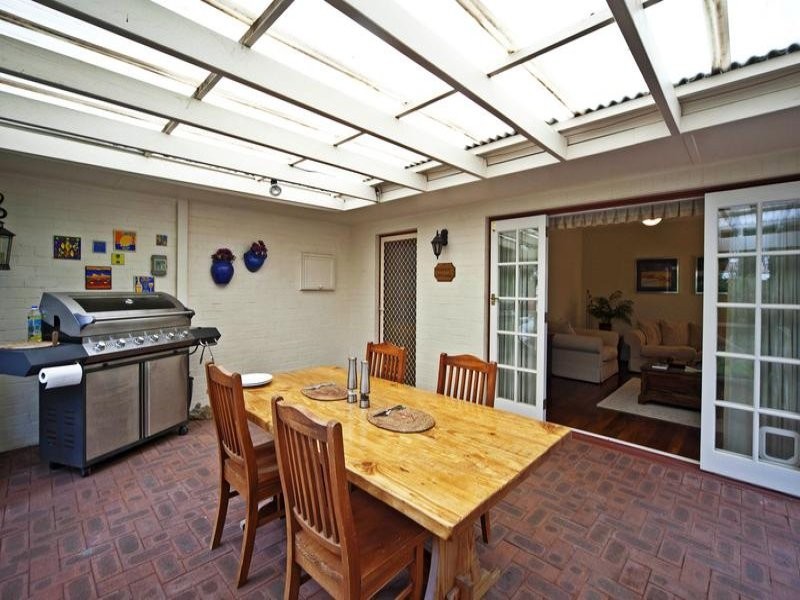 117 Waddell Road, Bicton WA 6157