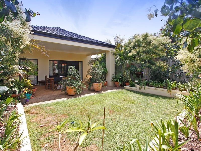 40 McCallum Cres, Ardross WA 6153