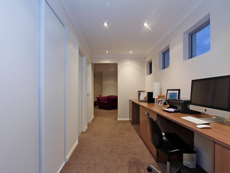 36A Warragoon Cres, Attadale WA 6156