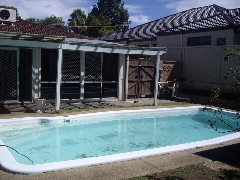 7 Canna Way, Ardross WA 6153