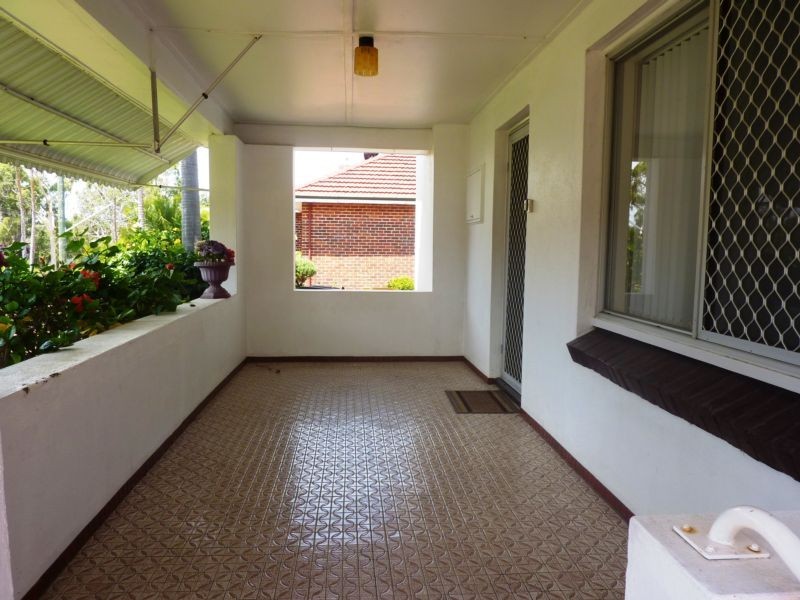 7 Cloister Ave, Como WA 6152