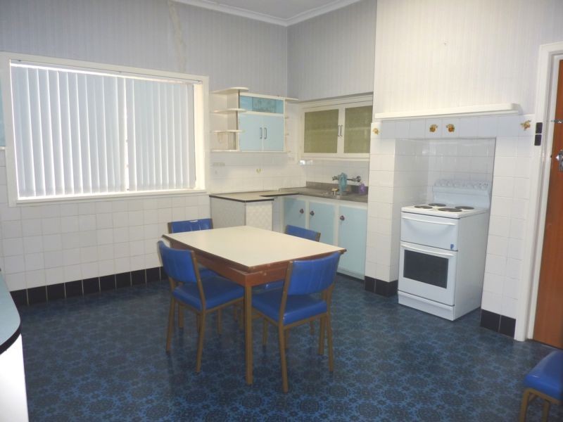 7 Cloister Ave, Como WA 6152