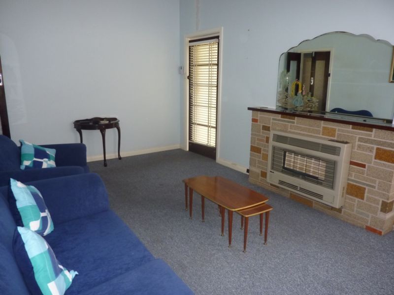 7 Cloister Ave, Como WA 6152