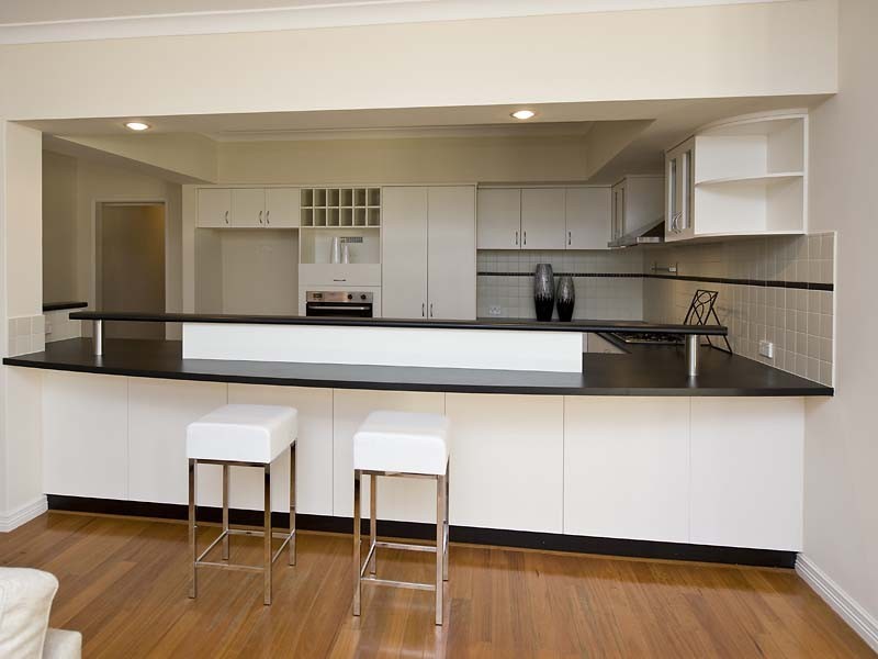 10a Lambert St, Alfred Cove WA 6154
