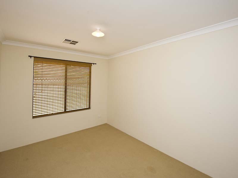 10a Lambert St, Alfred Cove WA 6154