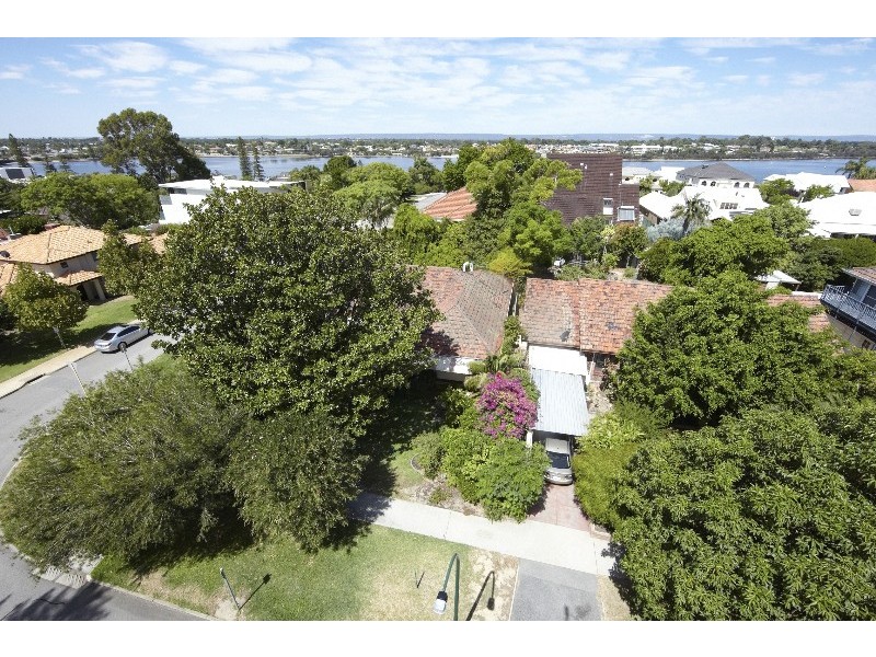 56 Ogilvie Rd, Mount Pleasant WA 6153