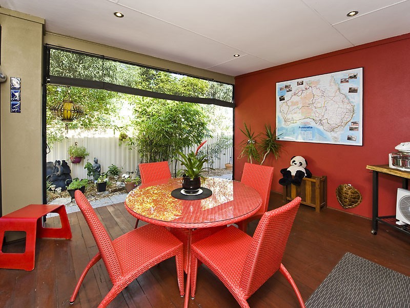 46B Wood St, White Gum Valley WA 6162