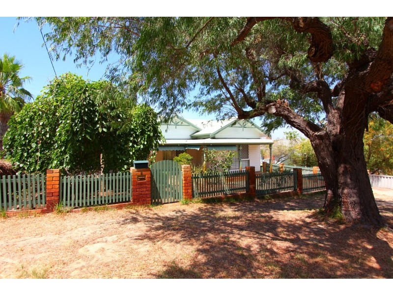 7 Indle St, Willagee WA 6156