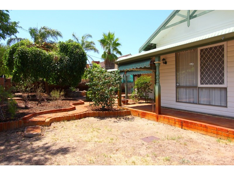 7 Indle St, Willagee WA 6156