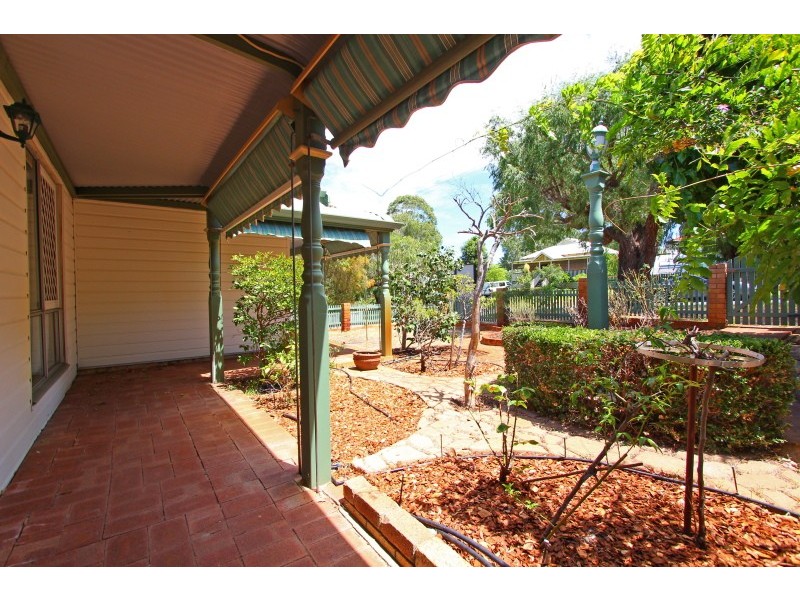 7 Indle St, Willagee WA 6156