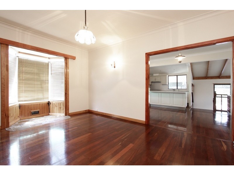 7 Indle St, Willagee WA 6156