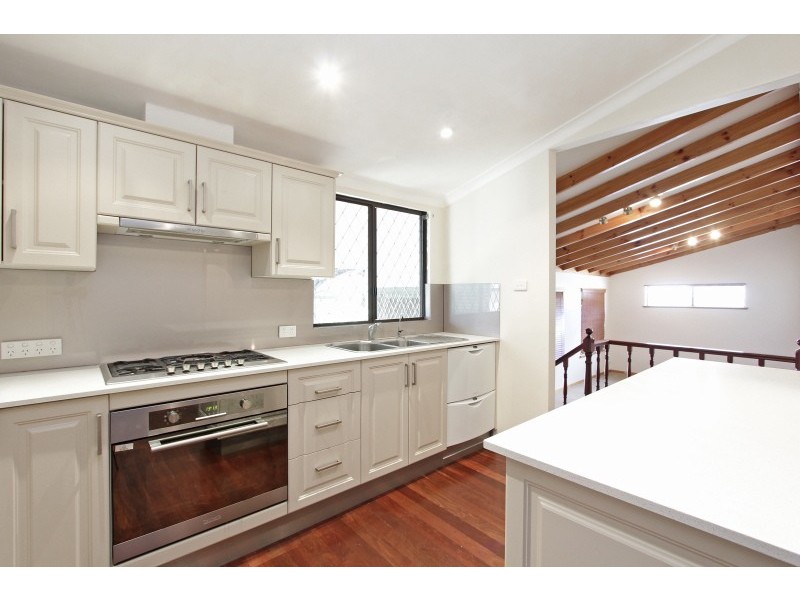 7 Indle St, Willagee WA 6156