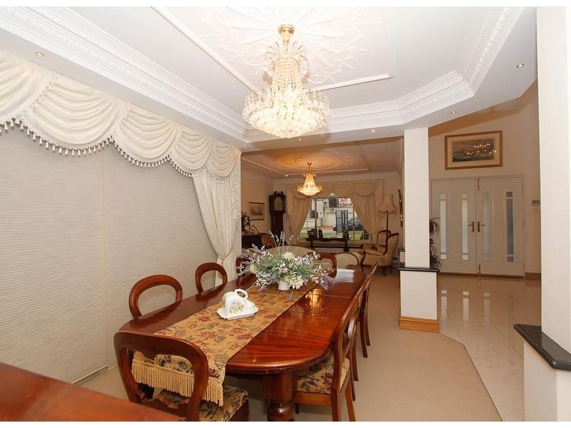 13 Ormond Rd, Attadale WA 6156