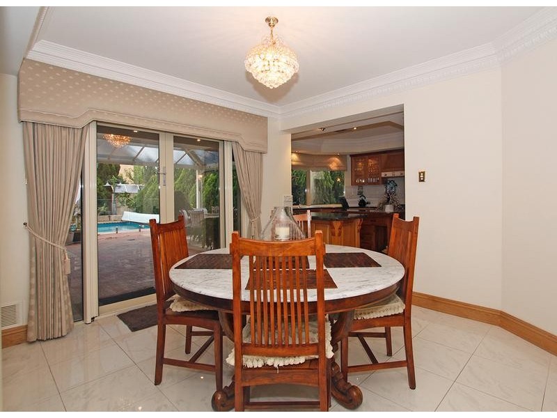 13 Ormond Rd, Attadale WA 6156