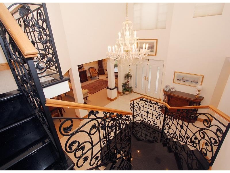 13 Ormond Rd, Attadale WA 6156