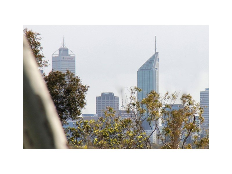 1/13 Tweeddale Rd, Applecross WA 6153