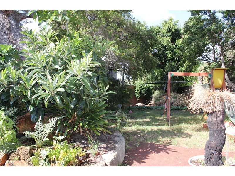 44 Lamond St, Melville WA 6156