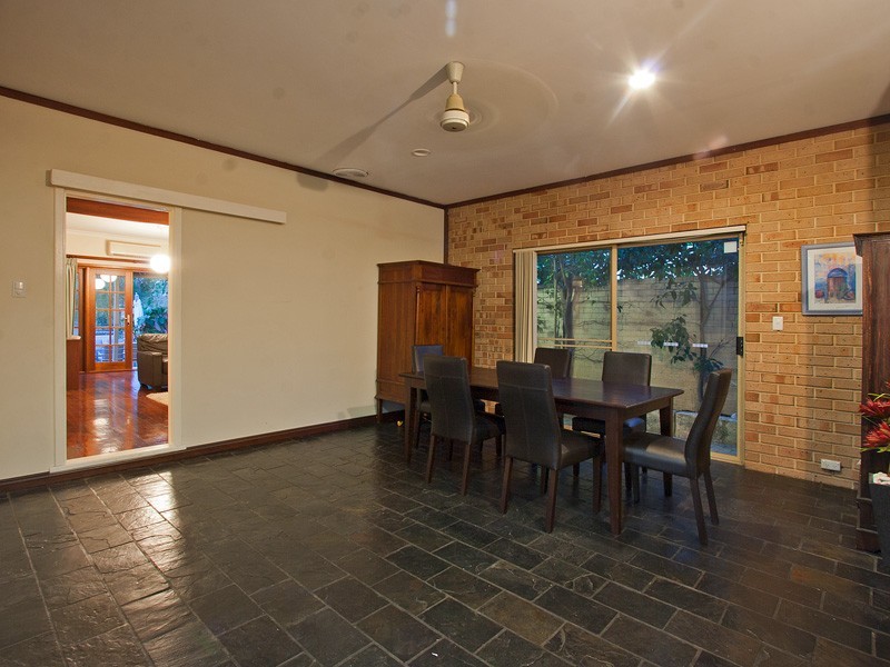 12a Marr St, Myaree WA 6154