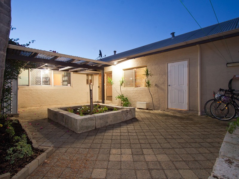 12a Marr St, Myaree WA 6154